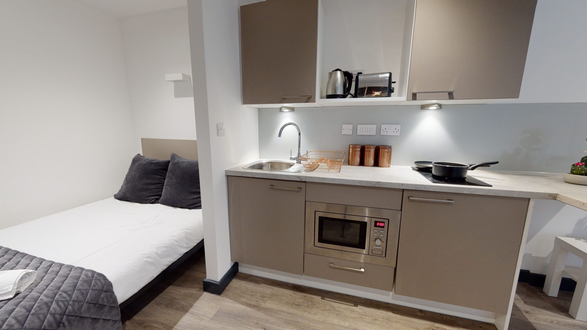 Opto-Village-Premium-Studio-With-Sofa-12142020_163858