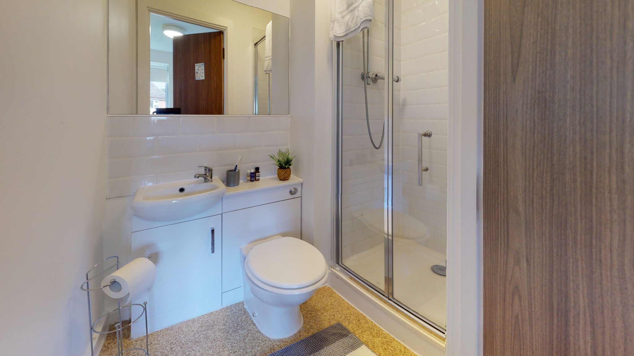 Park-Street-Smaller-Studio-Bathroom
