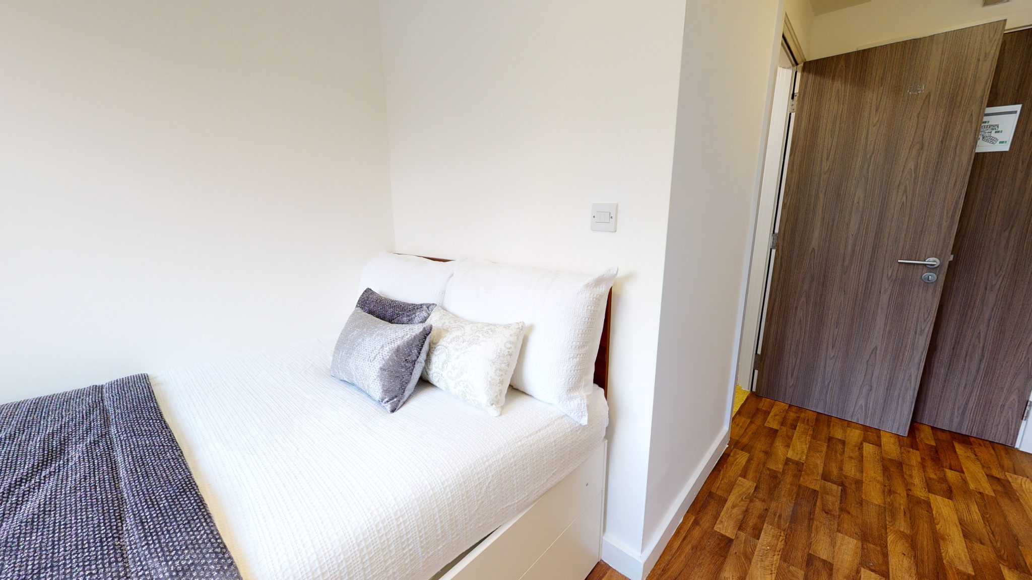 Park-Street-En-suite-12112020_151029