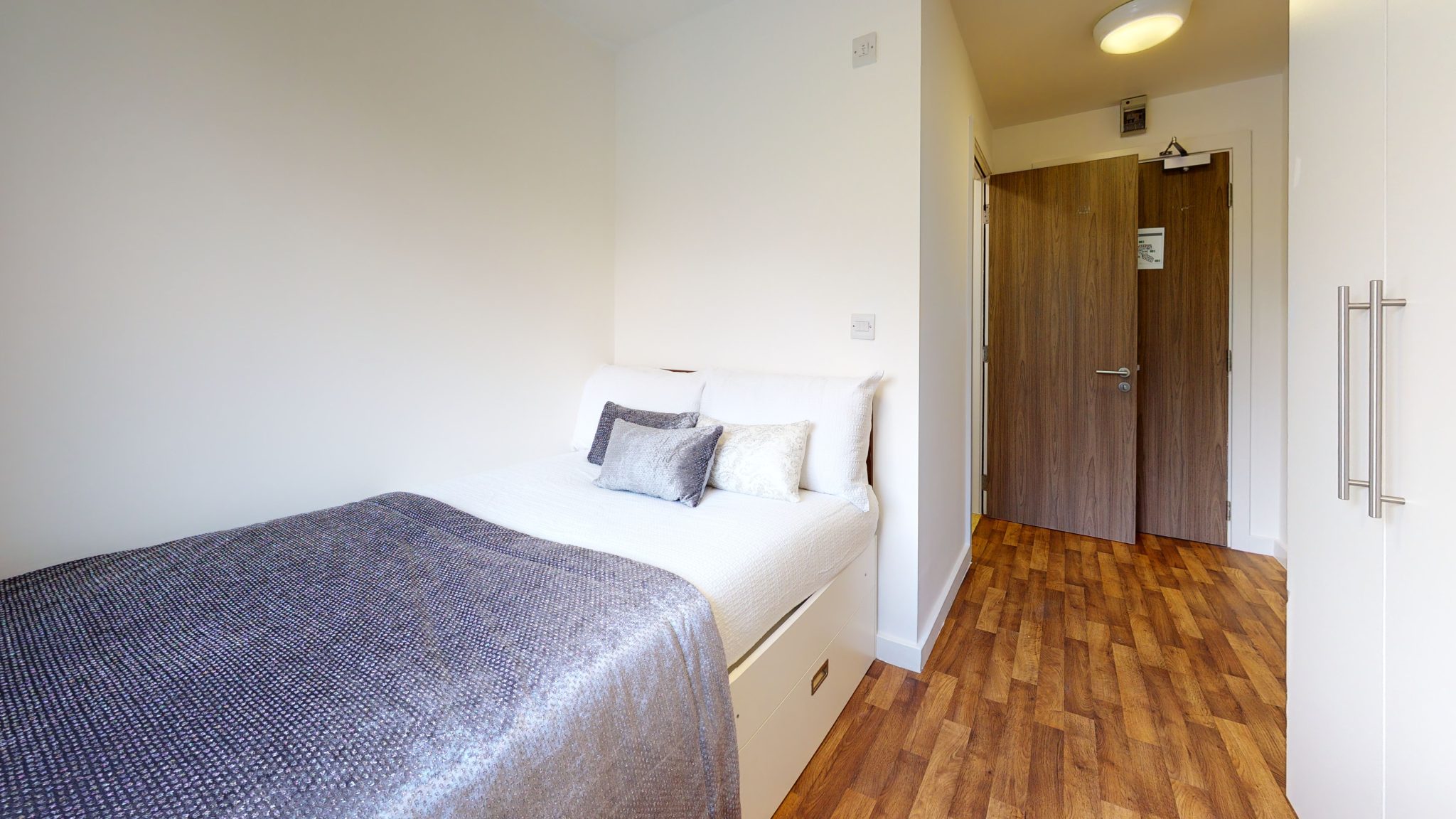Park-Street-En-suite-Bedroom