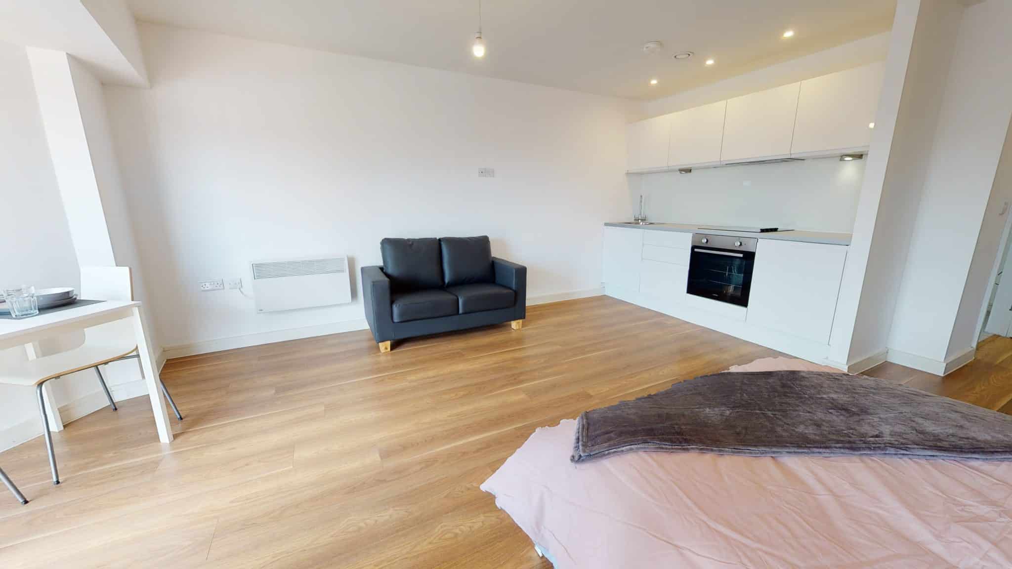 Block-B-Lrg-Open-Plan-Studio-04162021_154535