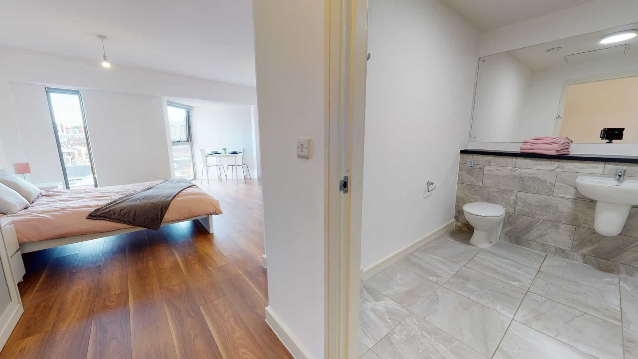 Block-B-Lrg-Open-Plan-Studio-04162021_154955