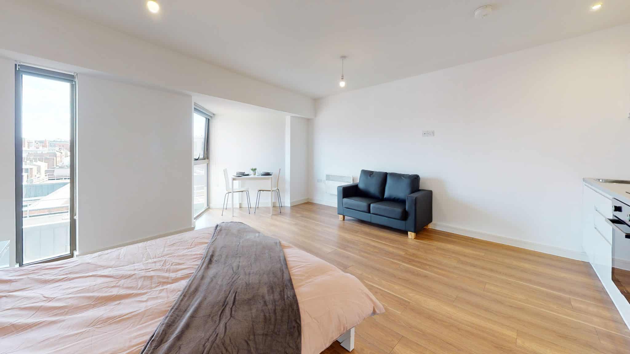 Block-B-Lrg-Open-Plan-Studio-Bedroom(1)