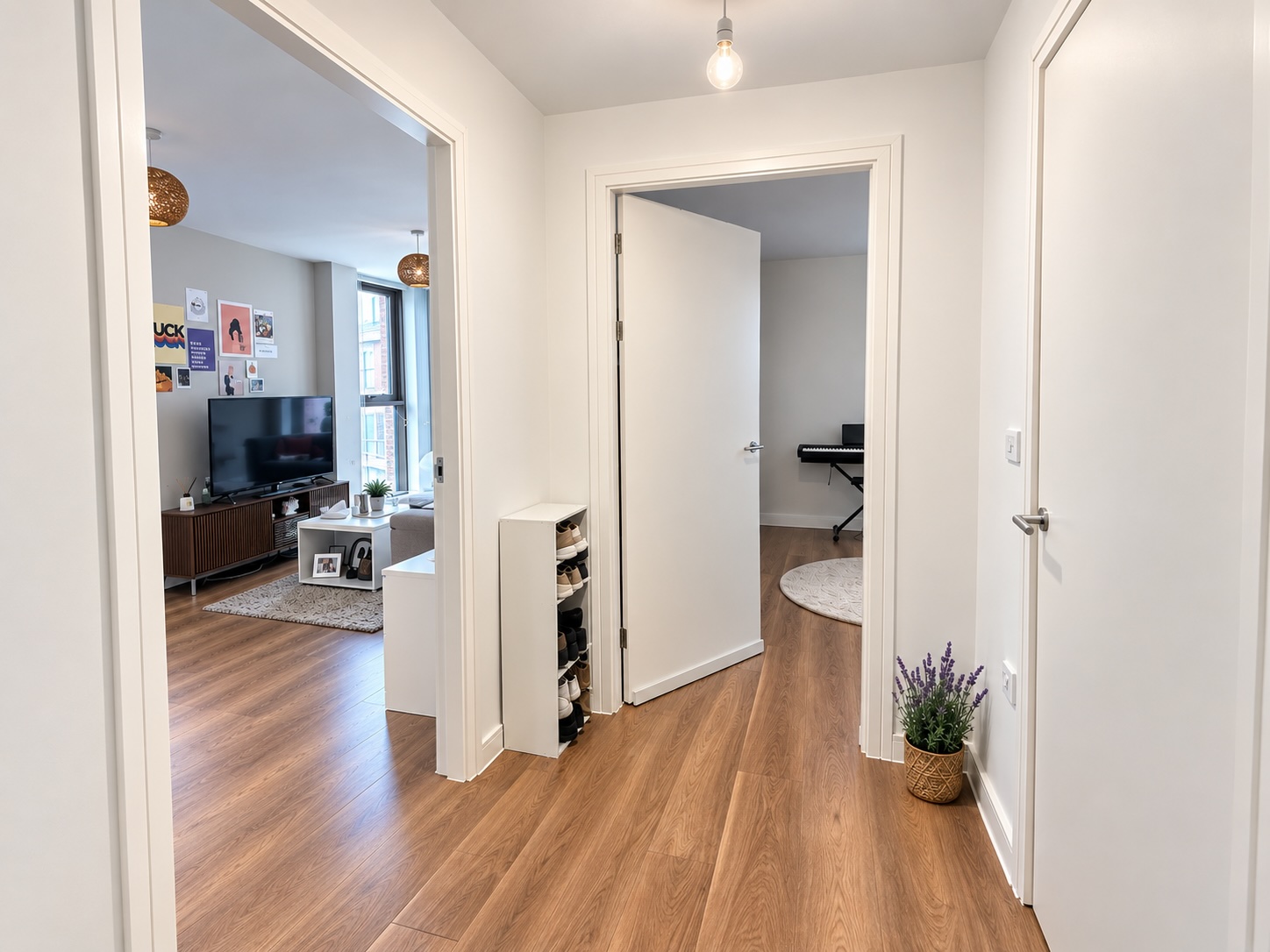 77B OWS - Hallway